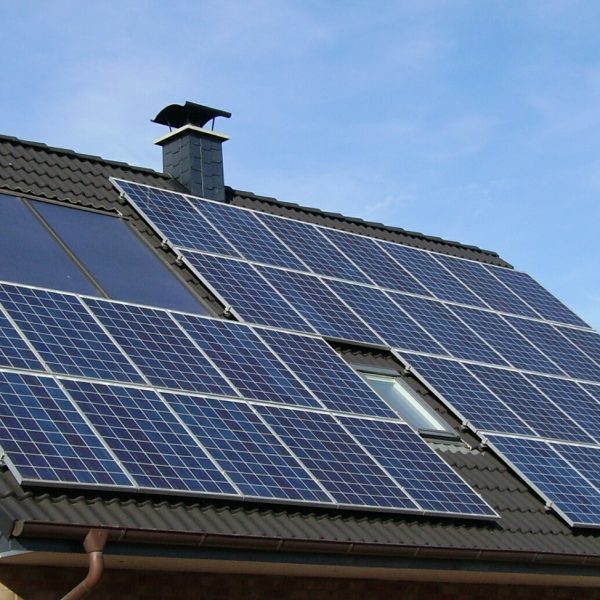 solar-panel-array-1591358